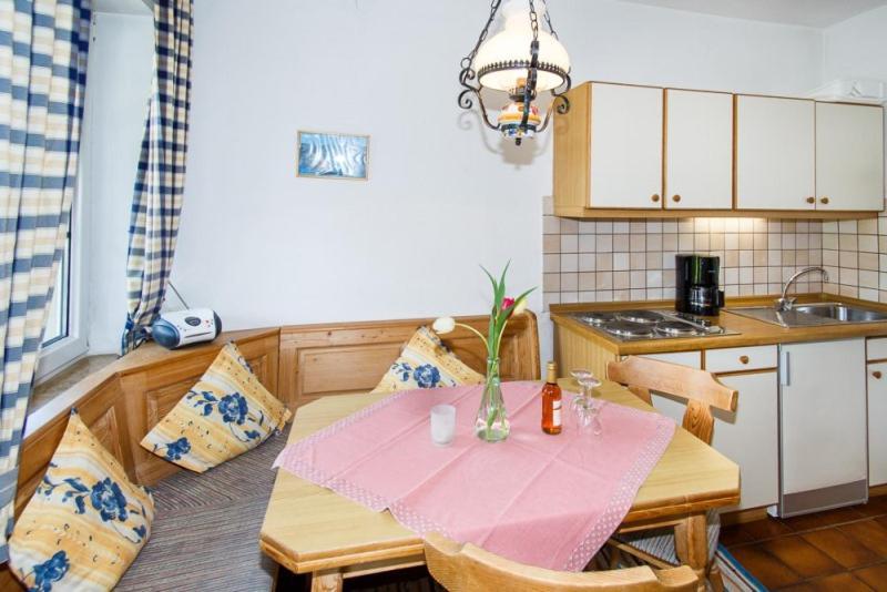 Cafe Chiemgau Und Gaestehaus Ruhpolding Exteriér fotografie