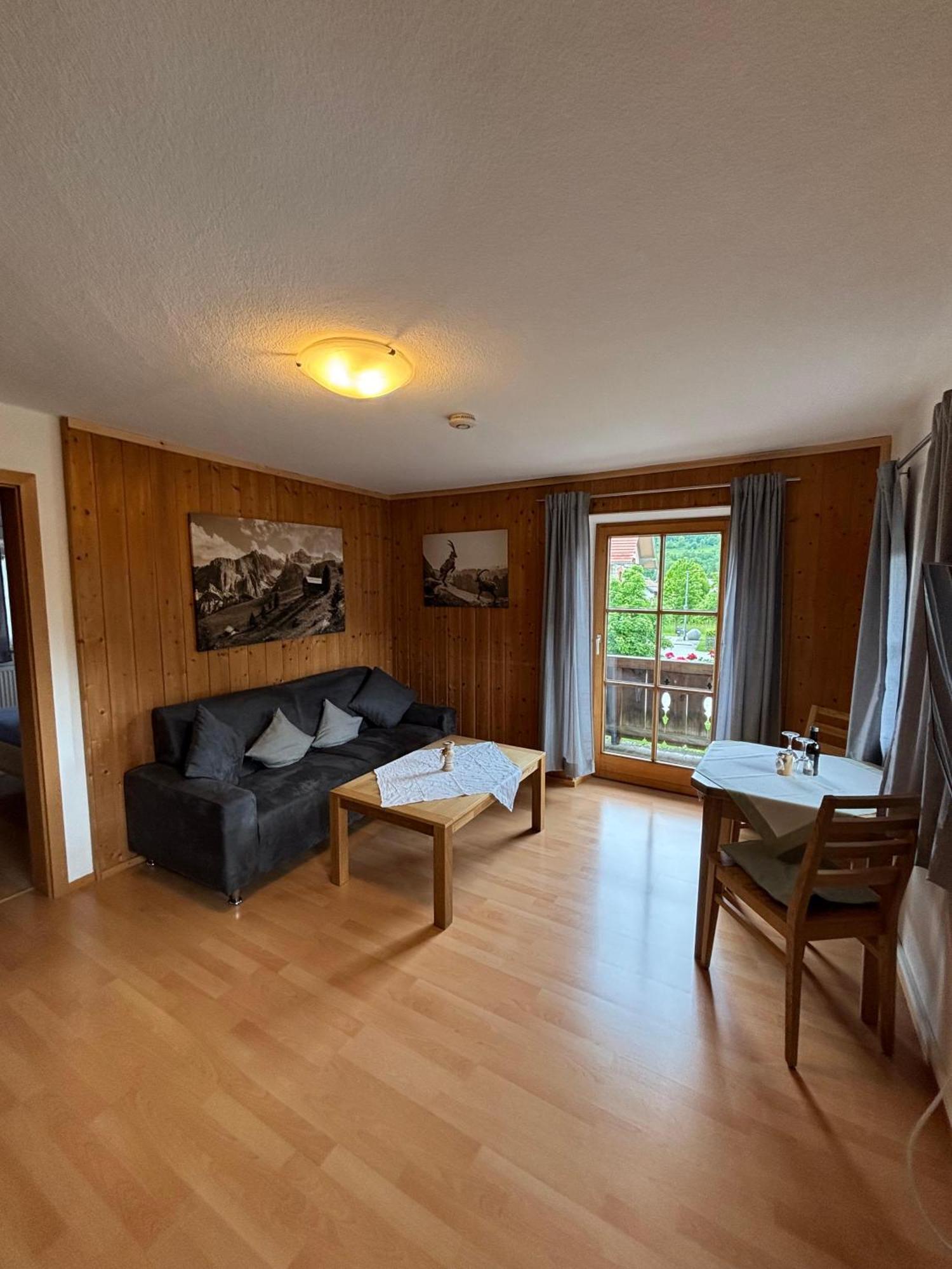 Cafe Chiemgau Und Gaestehaus Ruhpolding Exteriér fotografie